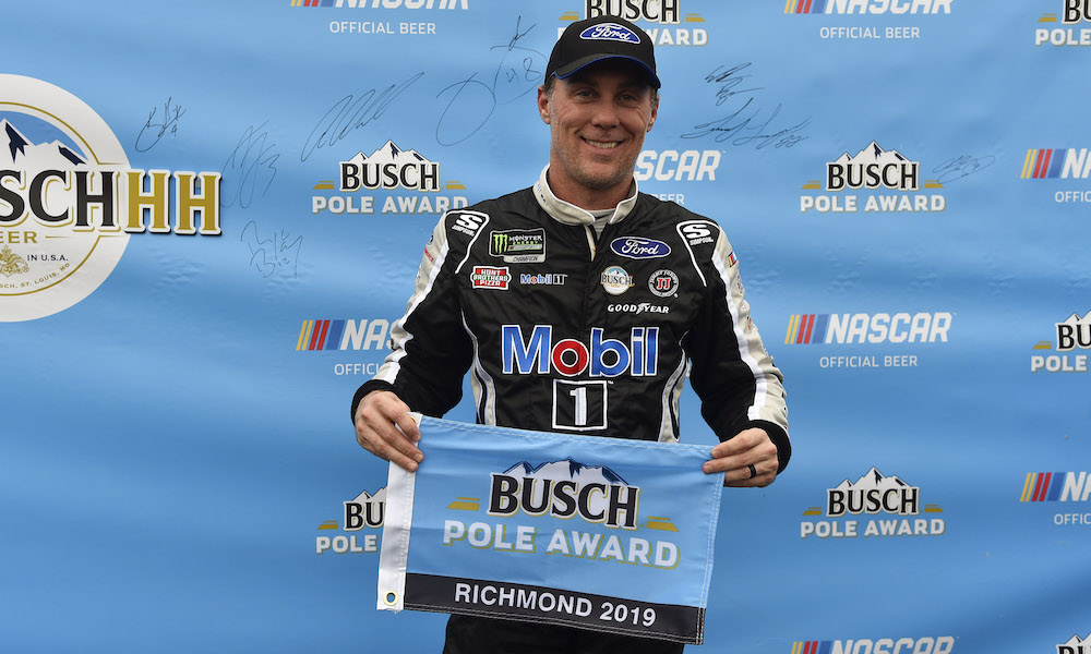 Harvick claims provisional pole for Richmond