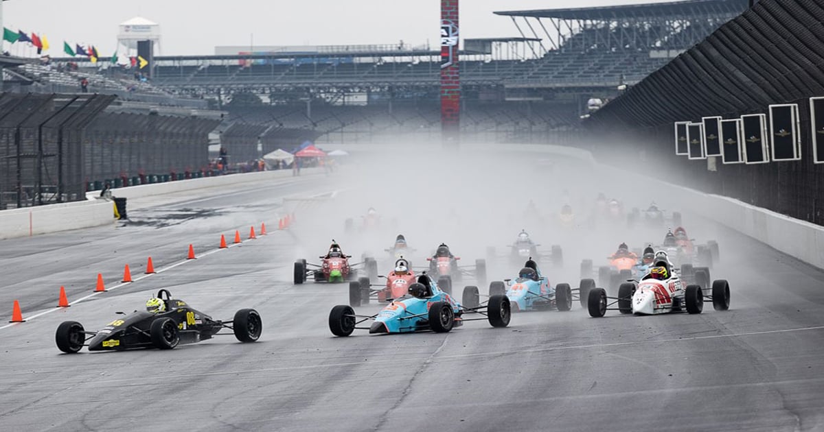 SCCA National Championship Runoffs Saturday Notebook | RACER