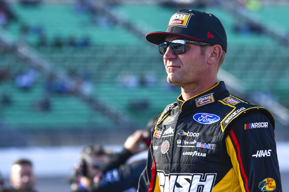 Bowyer fumes over Jones' last-lap move