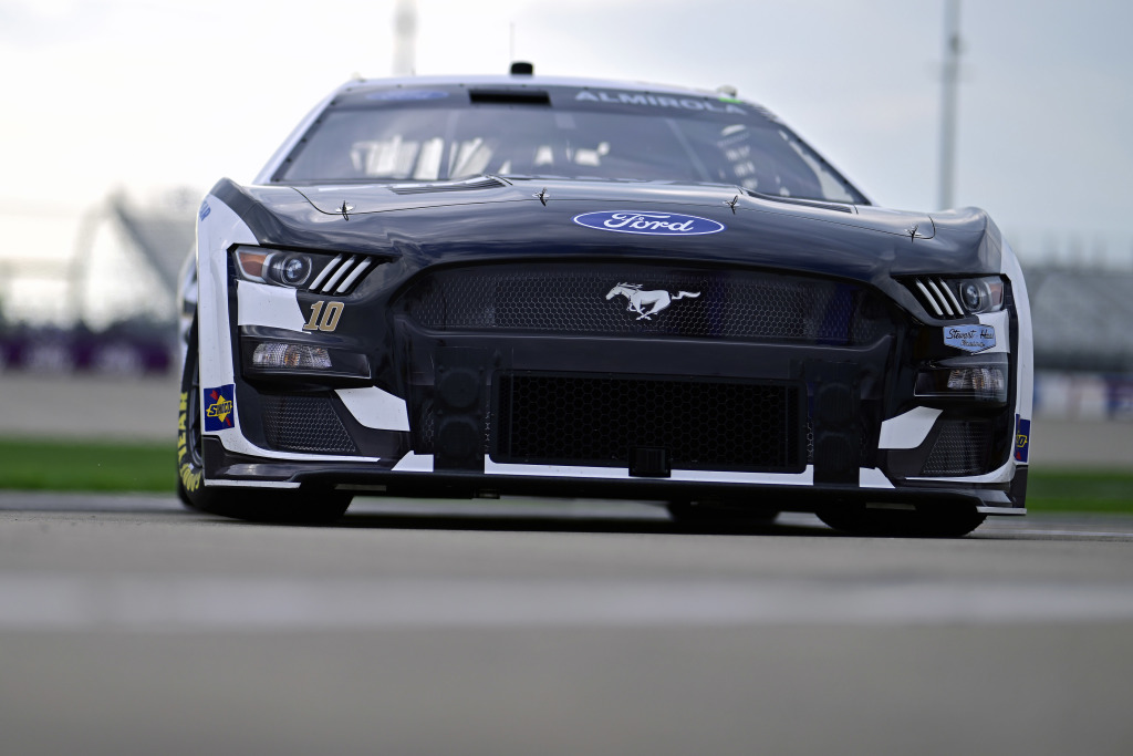 Almirola leads Ford domination in Atlanta Cup qualifying
