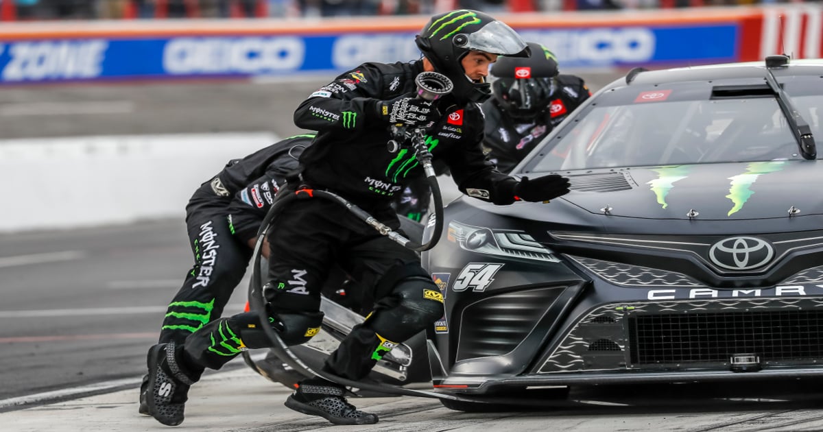 Gibbs crew earns All-Star Open pole with Pit Crew Challenge win | RACER