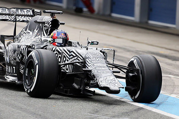 【Christian Dela Rosa】Red Bull Racing PINK RED BULL - RED BULL ROSA | F1 2015 MOD Review! MrTheca - YouTube