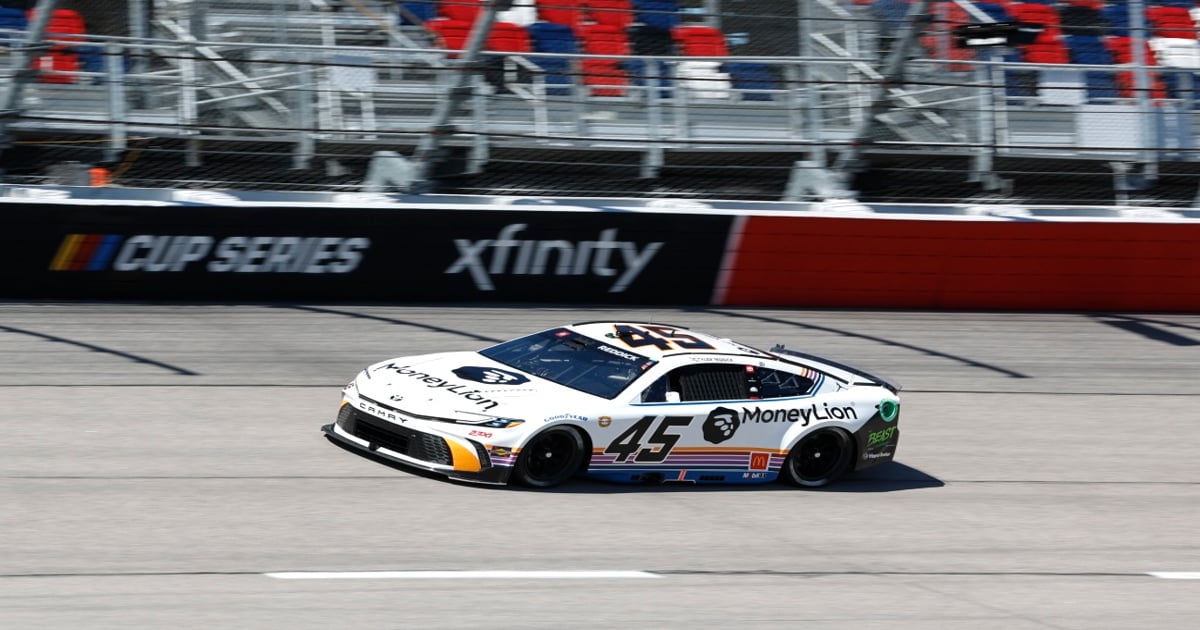 Reddick emulates Tim Richmond en route to pole at Darlington | RACER