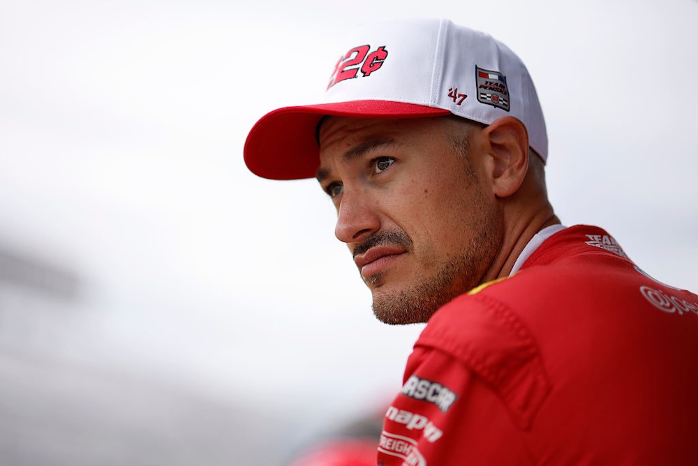 Darlington key to Logano's hopes of another NASCAR title - and another hat-tip to the haters